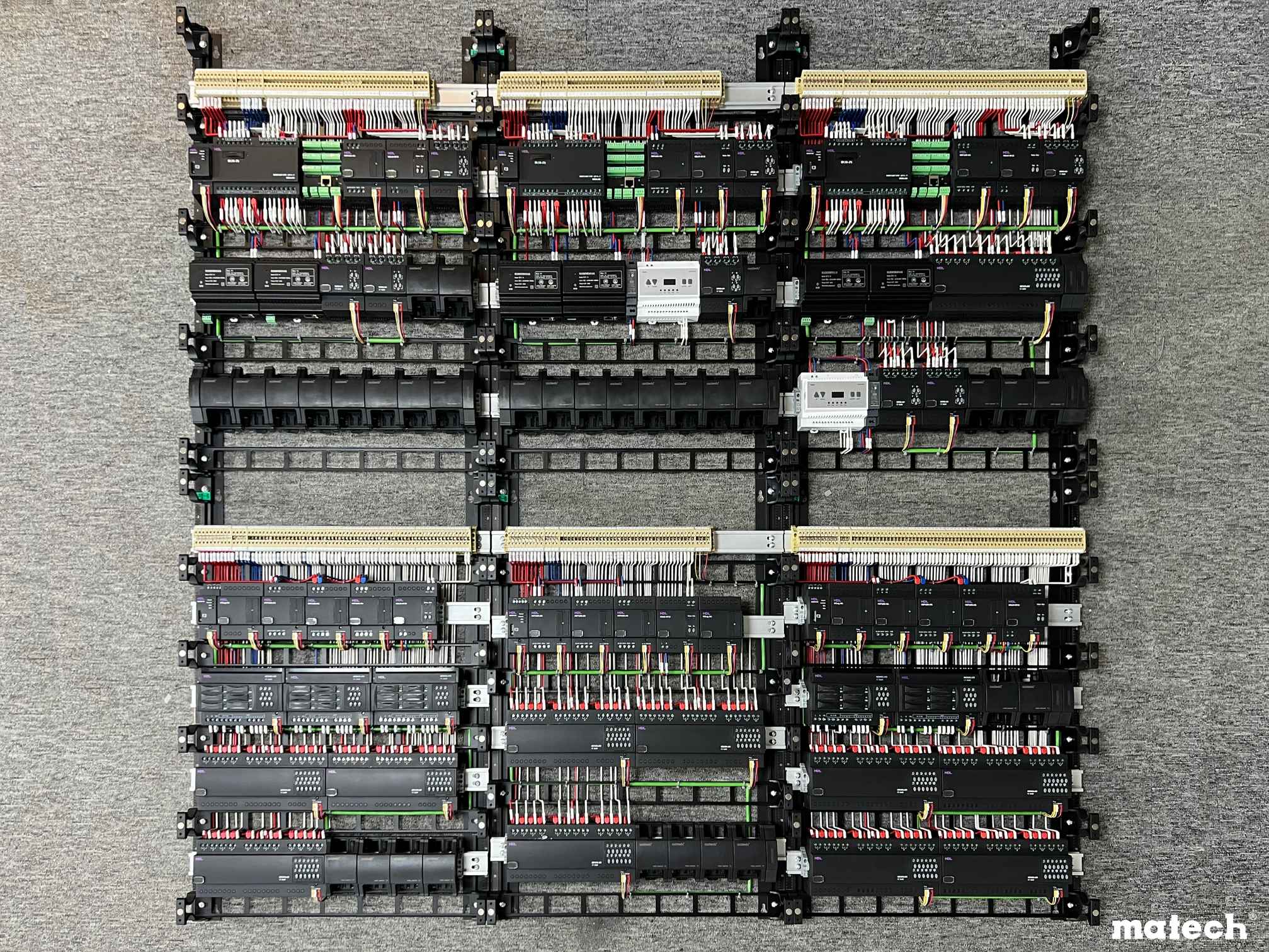 精湛工藝丨6套智能模塊接線完成，新疆客戶訂單完美交付！